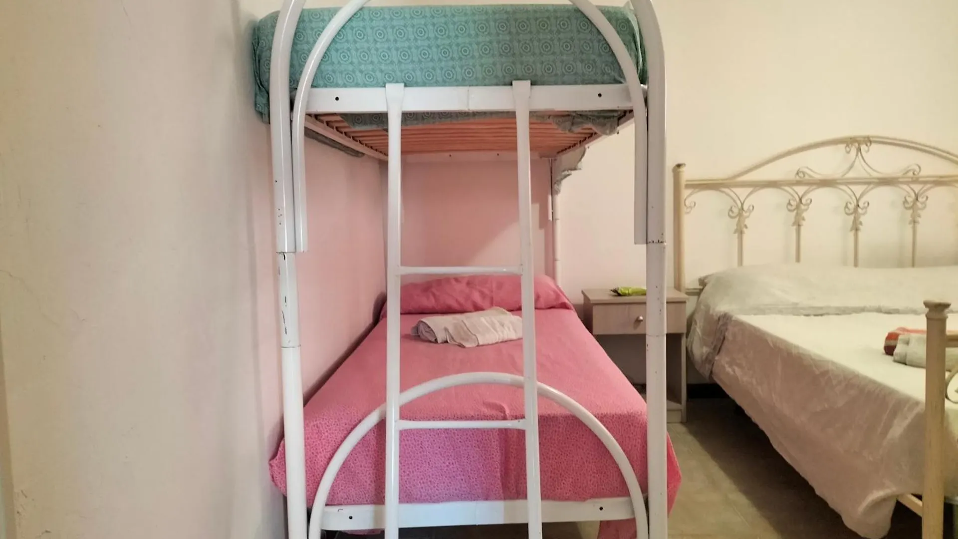 Nonna Maria Villa Pachino 0*,  Italy